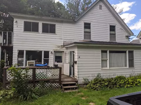 85 High St, Dexter, ME 04930 photo 1