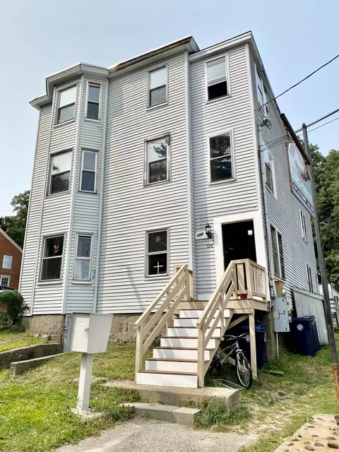 128 Alfred St, Biddeford, ME 04005 photo 1