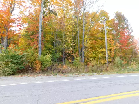 35 Cambridge Rd, Dexter, ME 04930 photo 1