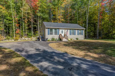 2 Grandview Rd, Limerick, ME 04048 photo 1