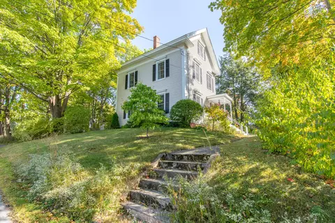 164 Oak St, Bath, ME 04530 photo 1