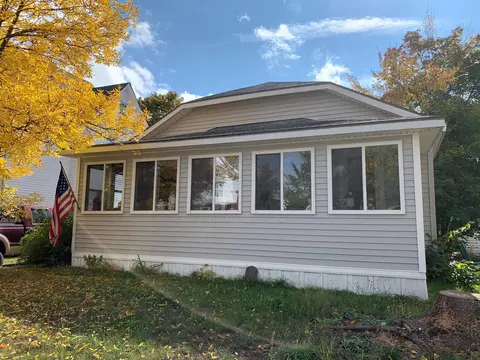 22 Central St, Millinocket, ME 04462 photo 1