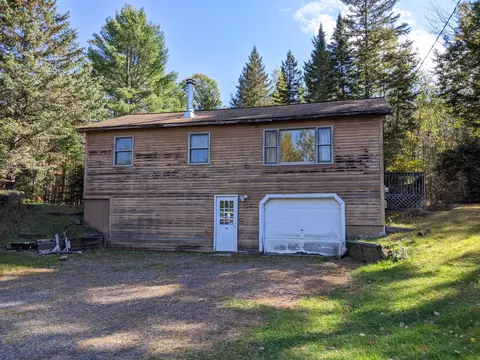 508 S Main St, Solon, ME 04979 photo 1
