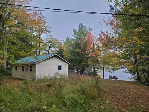 109 Cottage Rd, Sumner, ME 04292 photo 1