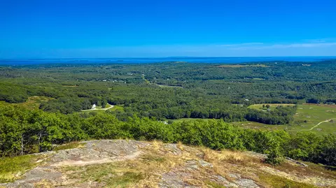 000 Tolman Rd, Warren, ME 04864