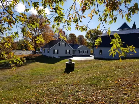 23 Smith Ave, Jay, ME 04239 photo 1