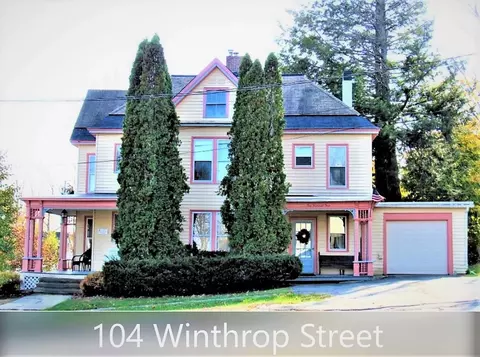 104 Winthrop St, Augusta, ME 04330 photo 1