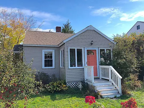 525 Middle St, Bath, ME 04530 photo 1