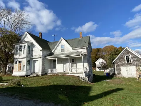 5 Starr St, Vinalhaven, ME 04863 photo 1
