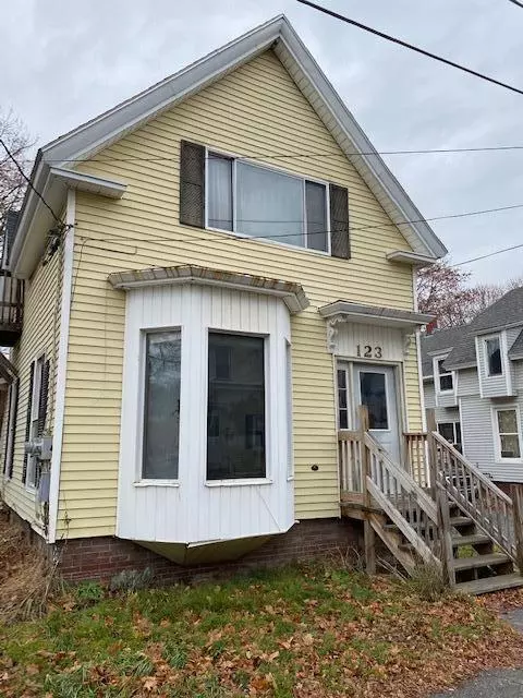 123 Union St, Brewer, ME 04412 photo 1