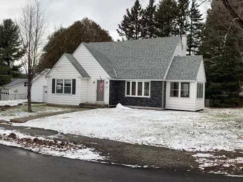 1 Colony Pl, Millinocket, ME 04462 photo 1