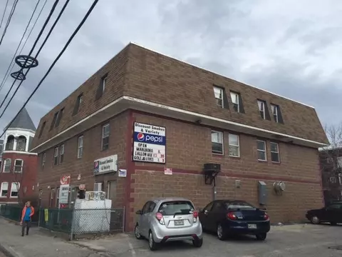 124 Bartlett St, Lewiston, ME 04240 photo 1