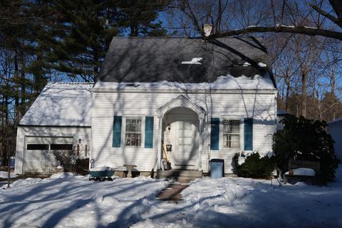13 Fairview Ave, Augusta, ME 04330 photo 1