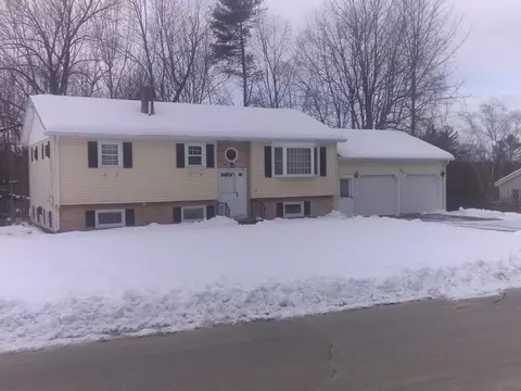26 Belleview Dr, Jay, ME 04239 photo 1
