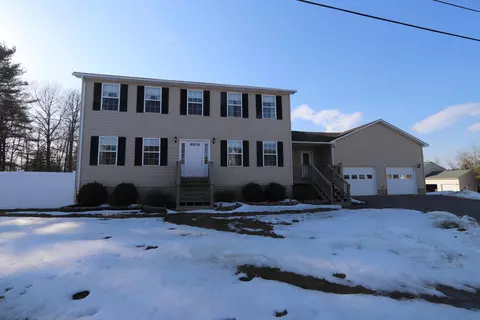 33 Bowdoin Dr, Brewer, ME 04412 photo 1