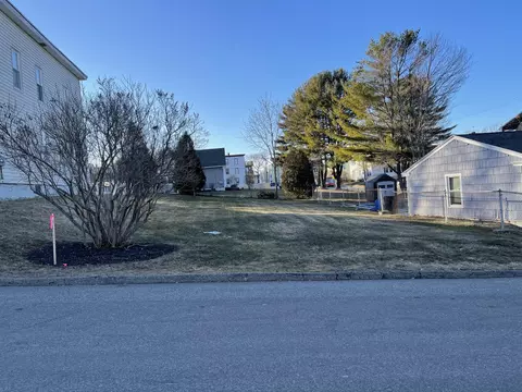 12 Lafayette St, Biddeford, ME 04005 photo 1