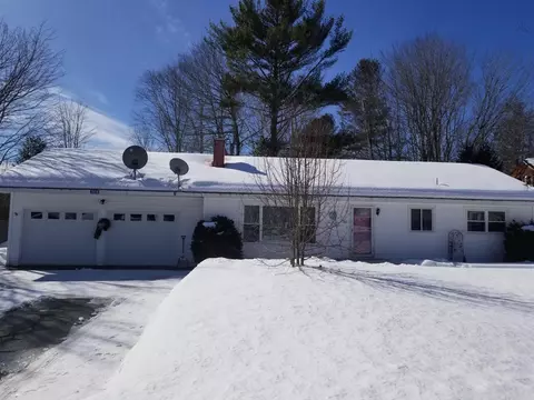 308 Massachusetts Ave, Millinocket, ME 04462 photo 1