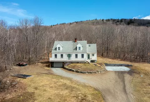 61 Smith Dr, Hope, ME 04847 photo 1