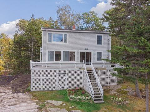 36 Squirrel Island Homes For Sale Squirrel Island Me Real Estate Movoto