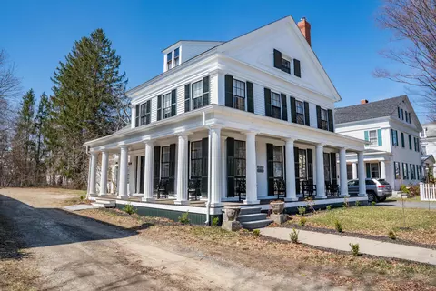894 Washington St, Bath, ME 04530 photo 1