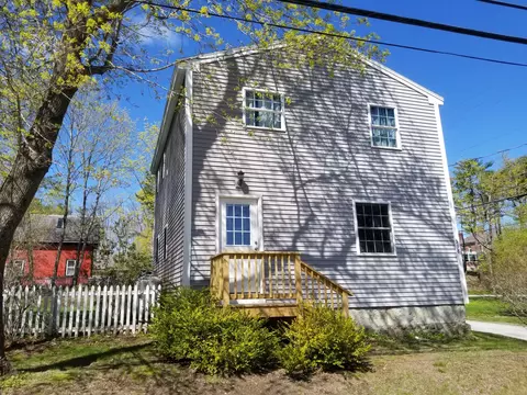 538 High St, Bath, ME 04530 photo 1