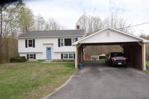 271 Eight Rod Rd, Augusta, ME 04330 photo 1