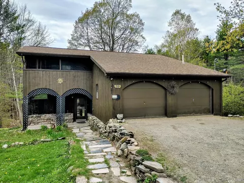 39 Walker Rd, Readfield, ME 04355 photo 1