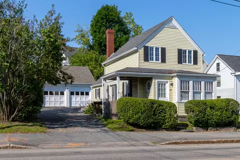 54 Pool St, Biddeford, ME 04005 photo 1