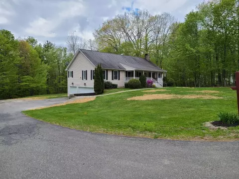 32 Ferguson Dr, Sidney, ME 04330 photo 1