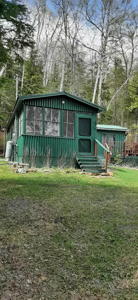 80 Chestnut Ln, Rangeley, ME 04970 photo 1