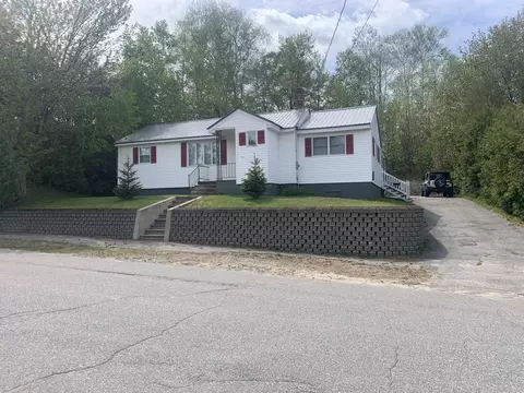 24 Cottage Rd, Millinocket, ME 04462 photo 1
