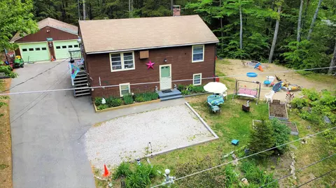 3 Carpenter St, Springvale, ME 04083 photo 1