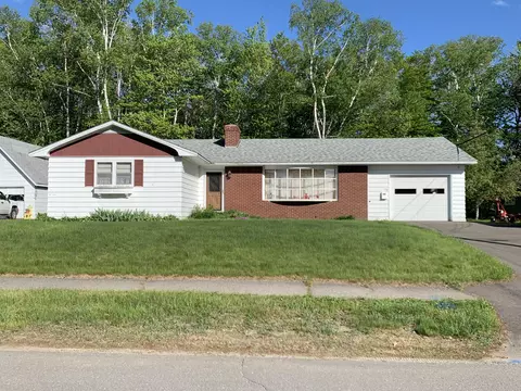 119 New Jersey St, Millinocket, ME 04462 photo 1