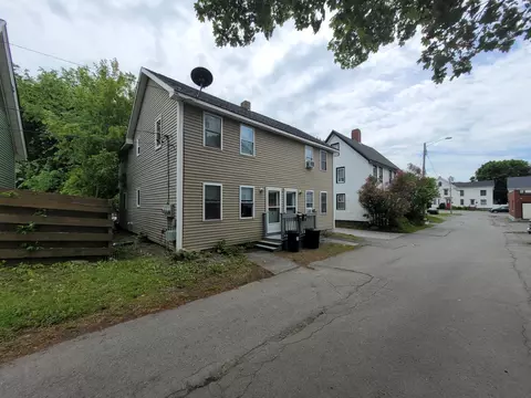 9 Howard Ln, Brewer, ME 04412 photo 1