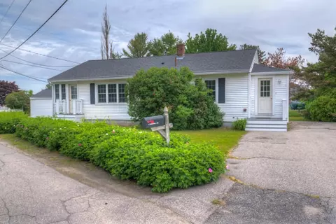 2 Breakwater Ave, Biddeford, ME 04005 photo 1
