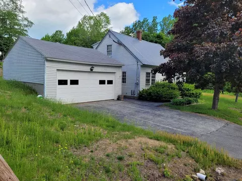 19 Eastern Ave, Wilton, ME 04294 photo 1