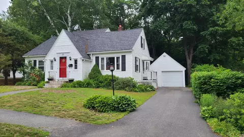 55 Fairview Ave, Augusta, ME 04330 photo 1