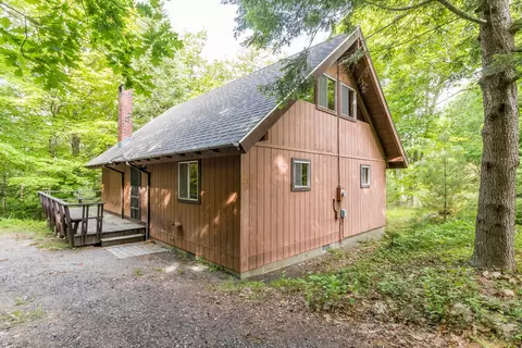 21 Quaker Ln, Limerick, ME 04048 photo 1
