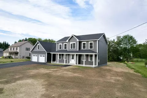 31 Constitution Ave, Hampden, ME 04444 photo 1