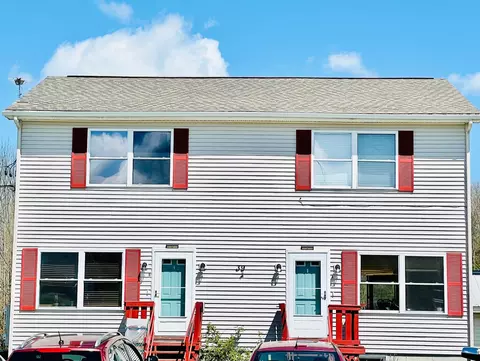 39 Buzzell Dr, Winthrop, ME 04364 photo 1