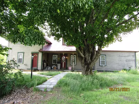 140 Elm St, Milo, ME 04463 photo 1