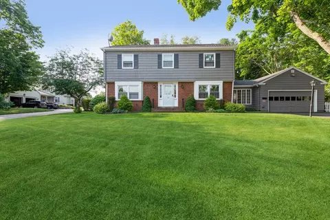 9 Roberts St, Biddeford, ME 04005 photo 1