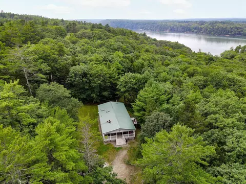 383 Cross Point Road Rd, Edgecomb, ME 04556 photo 1