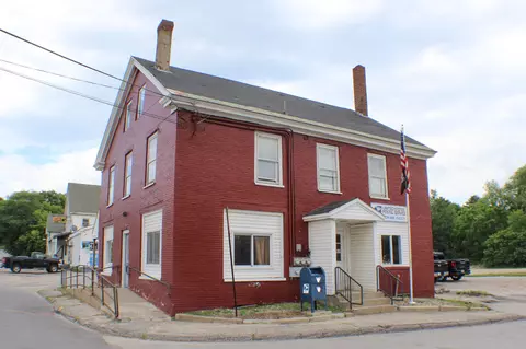 13 Main St, Canton, ME 04221 photo 1