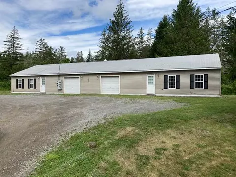 882 Fuller Rd, Hermon, ME 04401 photo 1