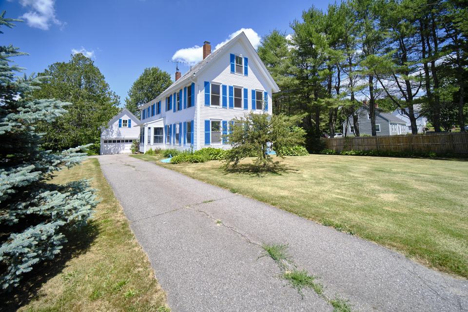 1014 Main St, Waldoboro, ME 04572 1 photo MLS 1499465 Movoto