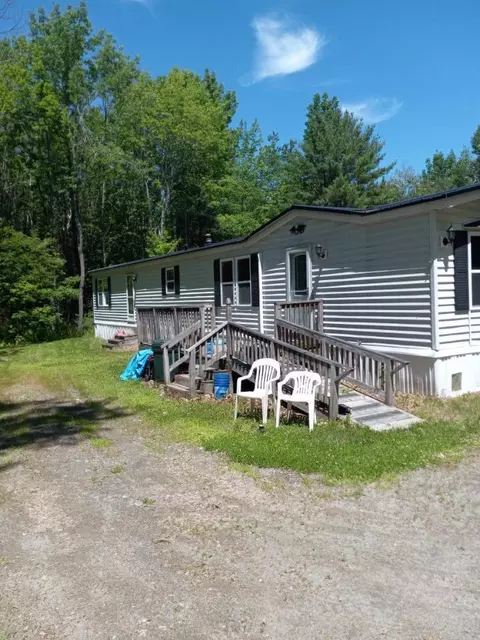 102 Garcelon Rd, Burnham, ME 04922 photo 1