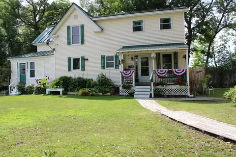8 Linden St, Augusta, ME 04330 photo 1