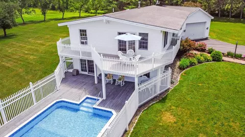 945 W River Rd, Augusta, ME 04330 photo 1