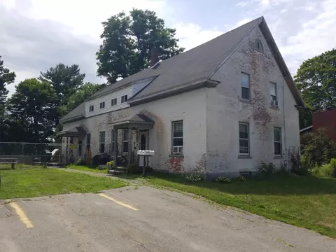 18 School St, Augusta, ME 04330 photo 1